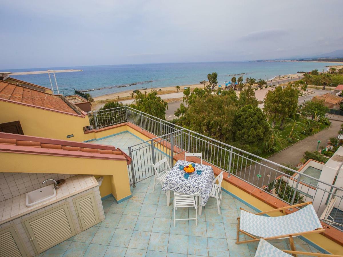 Golfo Di Tindari Apartments Falcone Luaran gambar